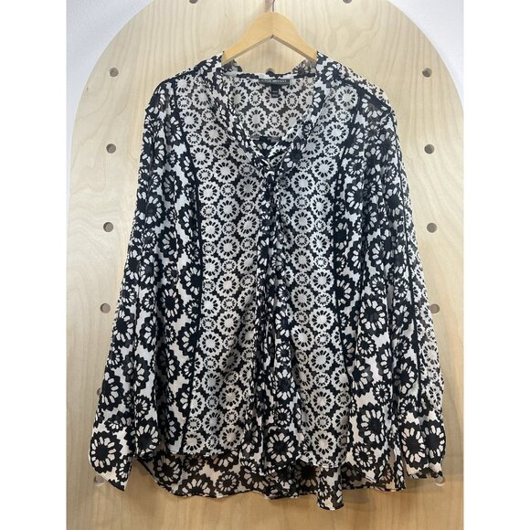 Lane Bryant Tops - Lane Bryant Top Womens Size 22 / 24 Black White Print Sheer Flowy Blouse Scarf